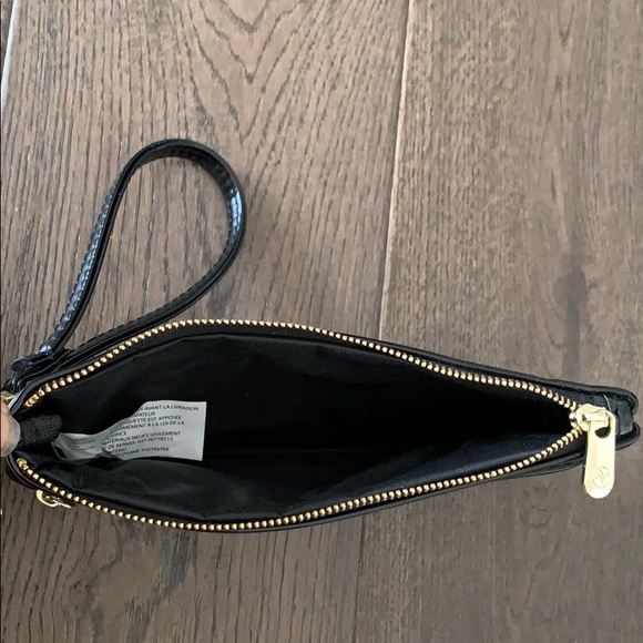 Adrienne Vittadini  Patent Wristlet - Picture 3 of 6